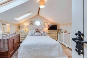 Photo 24- click for photo gallery